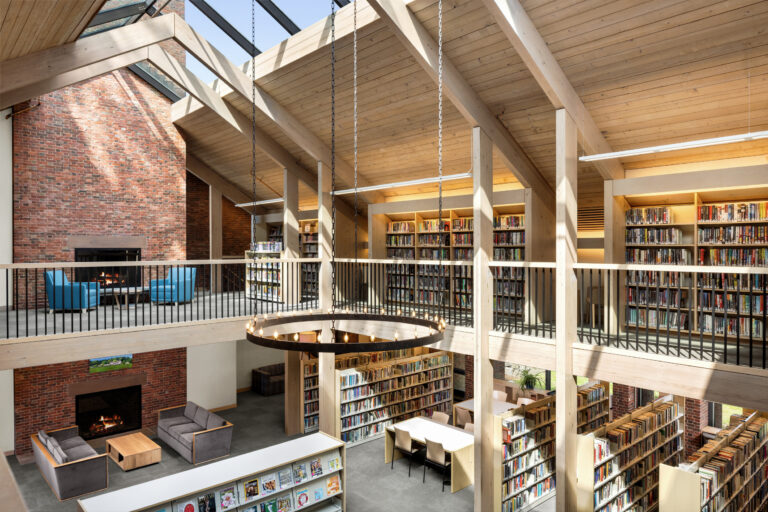 020 CARYNBDAVIS 768x512