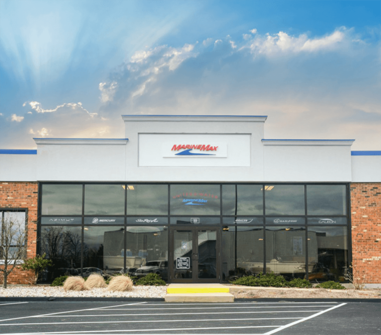 MarineMax Danvers 768x675