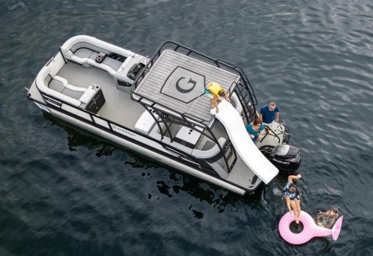 Godfrey pontoon family 768x528